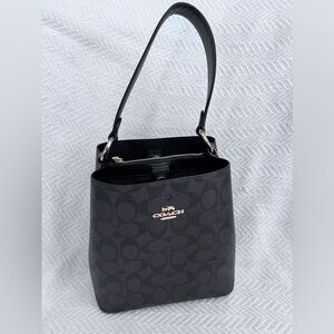 Coach Mollie Small Bucket Mollie Bag